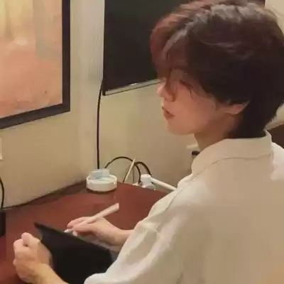 吕小宸